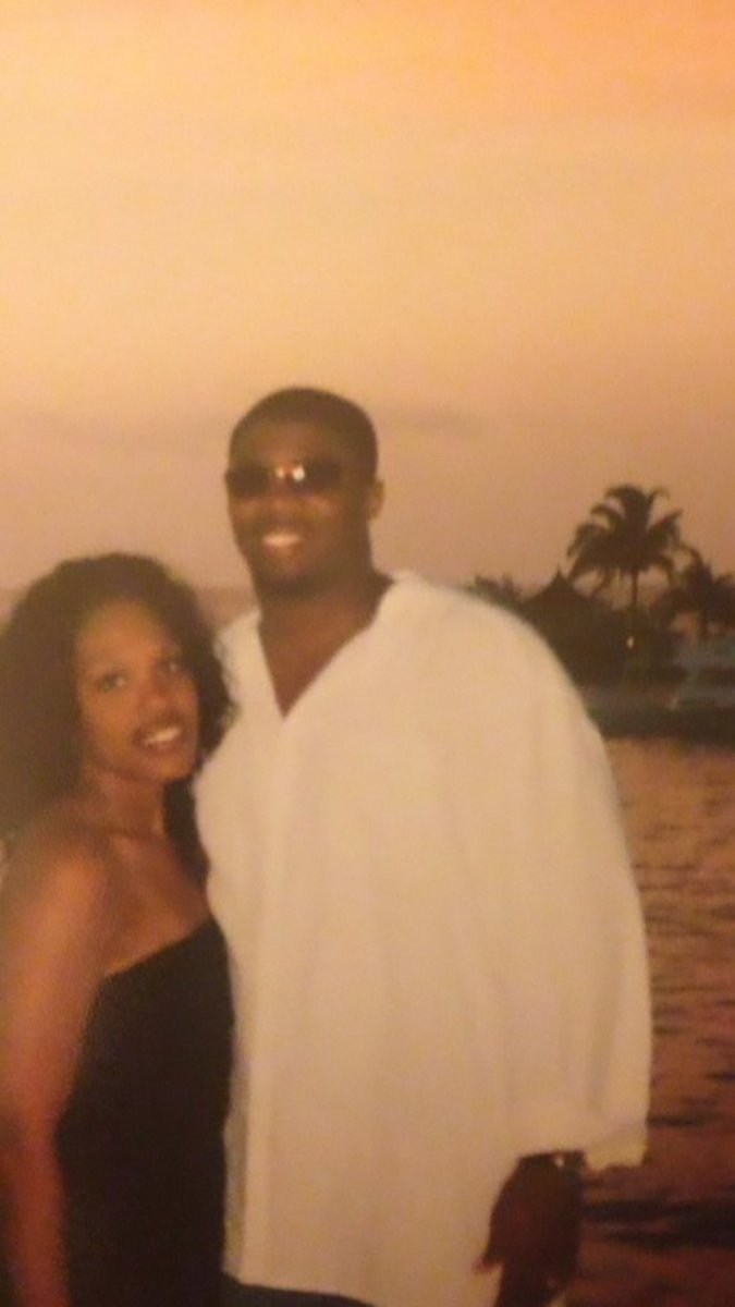 MaggieALewis's tweet photo. Happy Anniversary to the man that knows the real me…and still married me!
Good, bad or indifferent #thisisus!
Love you @LeRoyLewisIII
#seats1&2
#ThugginIt #bonnieandclyde #18yearsandcounting
8•28•04
#TeamLewis🖤 https://t.co/VKGJcunbCj