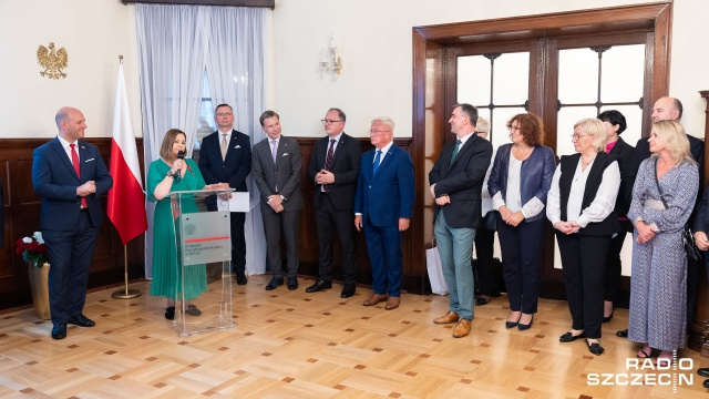 dpawlos's tweet photo. 1⃣0⃣0⃣ lat temu w Berlinie 🇵🇱Polacy utworzyli Związek Polaków w Niemczech.
Setną rocznicę powstania #ZPwN uroczyście uczczono w ten weekend również w Berlinie.
Związek Polaków w Niemczech spod znaku Rodła to najstarsza organizacja polonijna w Niemczech.

https://t.co/q12DGVfmFo https://t.co/lbY0NJlhbT