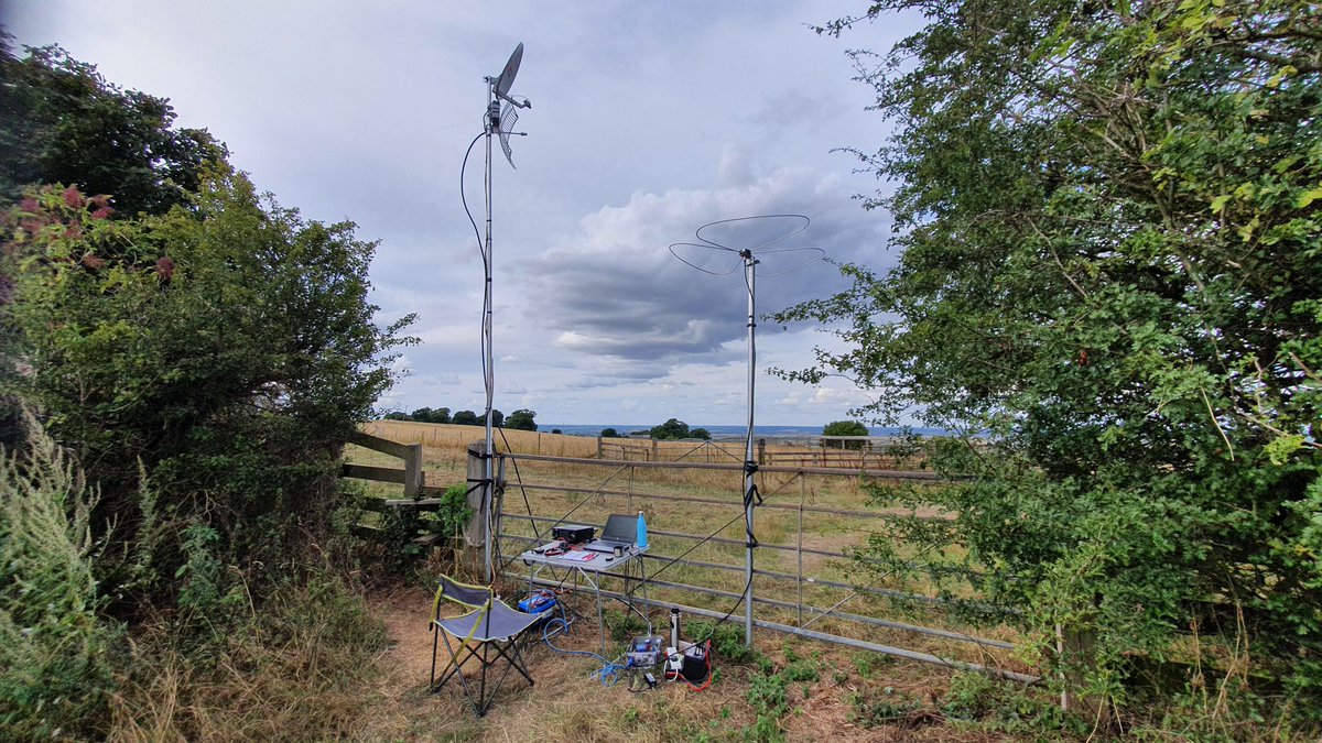 Pleasant afternoon on @UKGHZ with 10 QSO's on #3cm plus 3 on #6cm SSB. 200m south of trig at #Brill bit obstructed at 5m, needed dishes at 7m. Great to fix #PlutoSDR 6cm working again! #GHz_Bands Thx QSO's @G8GTZ @G4SJH_Barry @G1EHF @uhf_satcom @g4rgk @G4ldrNeil