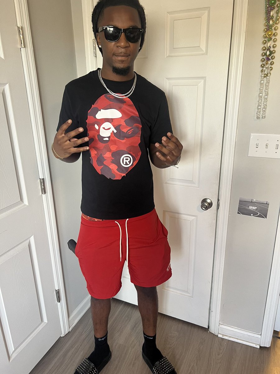 _hughhefner's tweet photo. really on some hunnid M’s a year shit i just act normal https://t.co/R3QuibtaYb