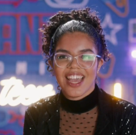 CantaComigoRec's tweet photo. Quem sobe agora do palco é Ana Vitoria, será que ela vai conseguir um lugar na semifinal do #CantaComigoTeen 3? Vamos ver! 🎵✨ https://t.co/wOcF0ZvTPc