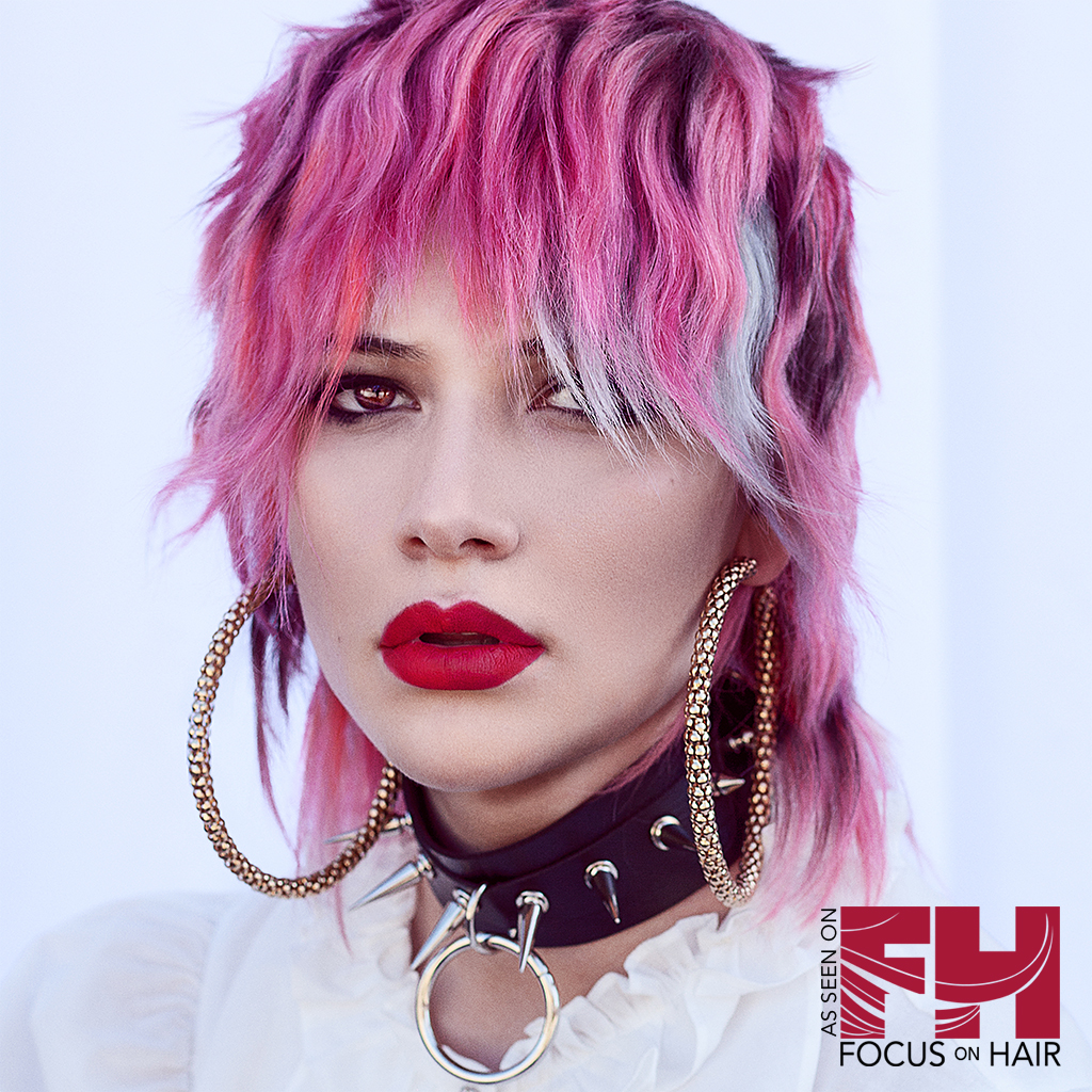 FocusOnHair's tweet photo. MOTT CREW - Street Looks by Jose Urrutia that Showcase & Celebrate Individualism #edgyhair #shorthair #shorthairstyles #shorthairstyletrends #haircolor #haircolortrends #hairoffacebook #hairofinstagram #hair #haircut #streethairstyle
https://t.co/qhjQFnA2dj https://t.co/EDVX4W0MEF