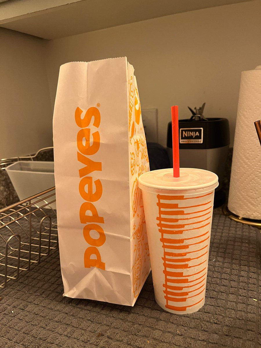 2M2LN's tweet photo. Who cares about the McDonald’s Travis Scott meal. Gimme the Popeye’s @CursiveTheBand ugly organ meal https://t.co/p7hyt9zcwT