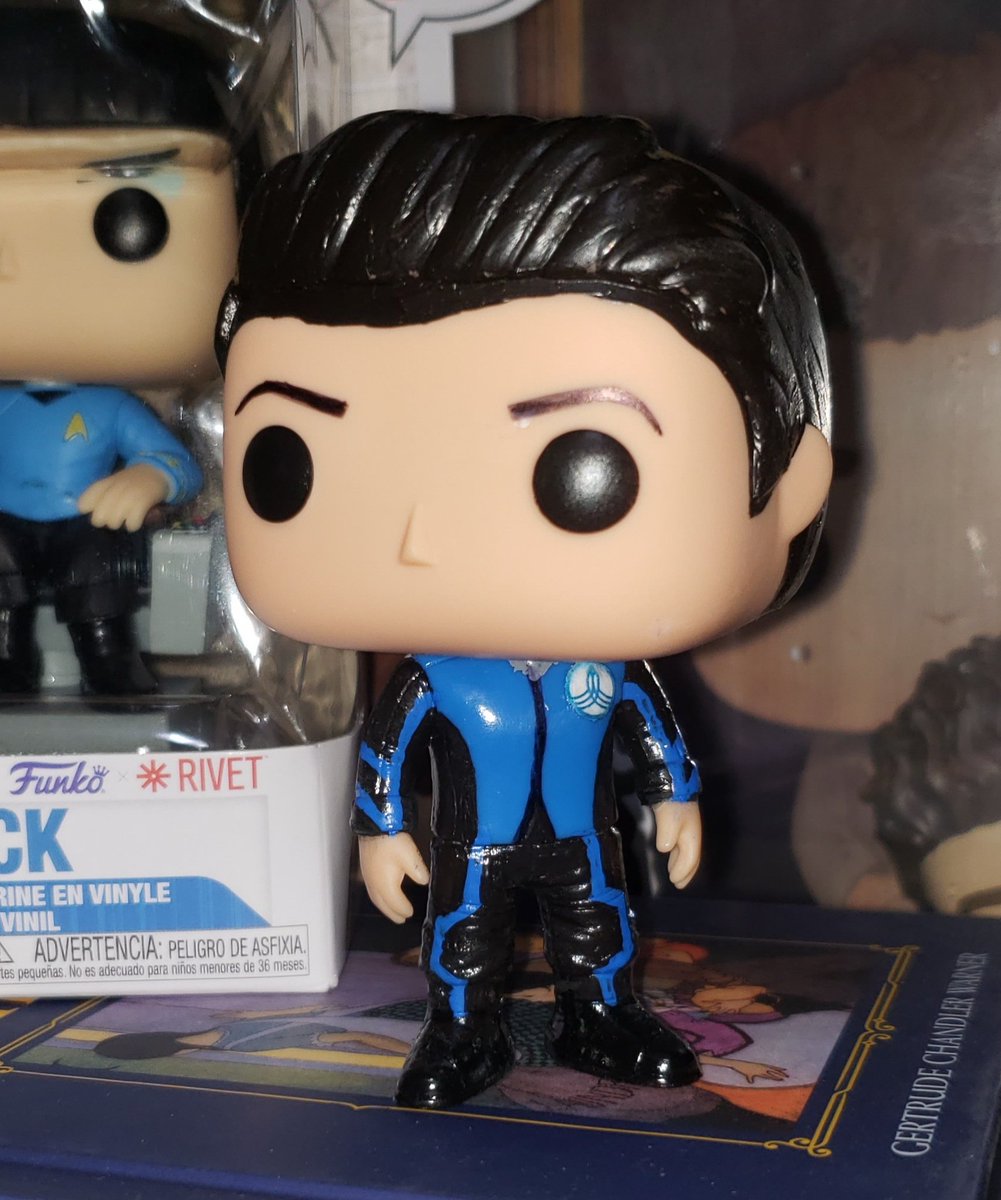 JamesOnOrville's tweet photo. Today is my birthday and in honour of the occasion, my wonderful girlfriend went on Etsy & had someone make a custom #CaptainEdMercer (AKA: @SethMacFarlane) #FunkoPop from @TheOrville for me π #RenewTheOrville #TheOrvilleNewHorizonsβ―β―β― #TheOrvilleSeason4 #Hulu #DisneyPlus https://t.co/l3gxF32P9t