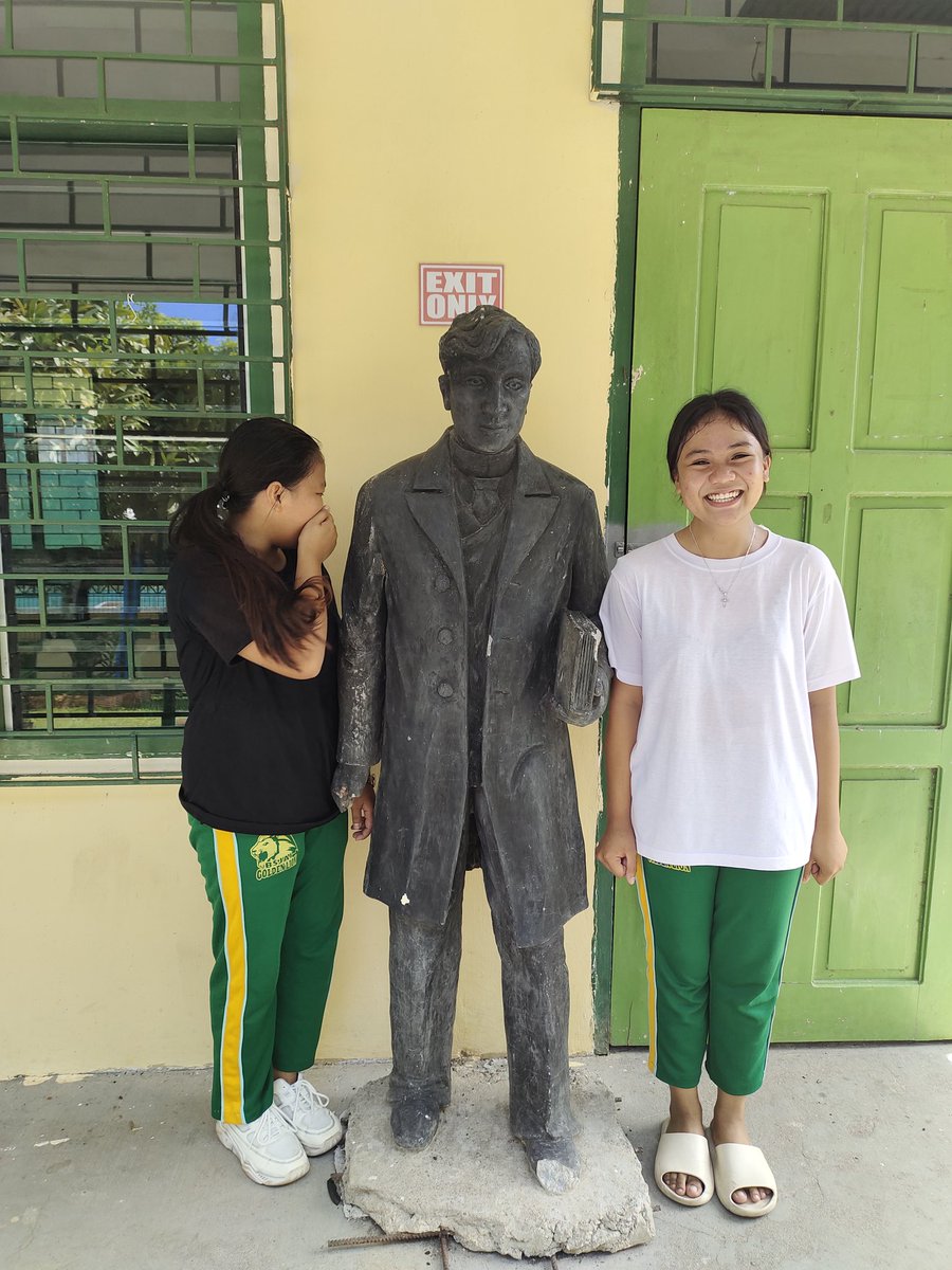 shxwity_ken's tweet photo. National Heroe's Day "send ko kay rizal pag nakita kami" #pushf2f https://t.co/Pnv6bg6YLL
