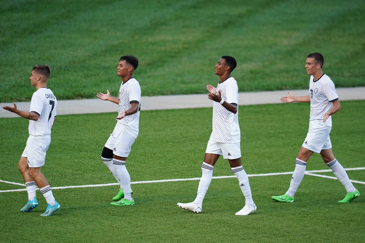 That first win celly 🤷‍♂️

#EveryoneForOmaha | #OmahaMSOC
