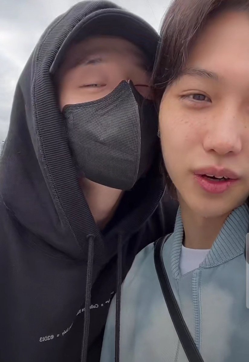 lady__Shin's tweet photo. Довольные котята  #Chris #BangChan #Felix #Straykids https://t.co/9ljW2VqNWp