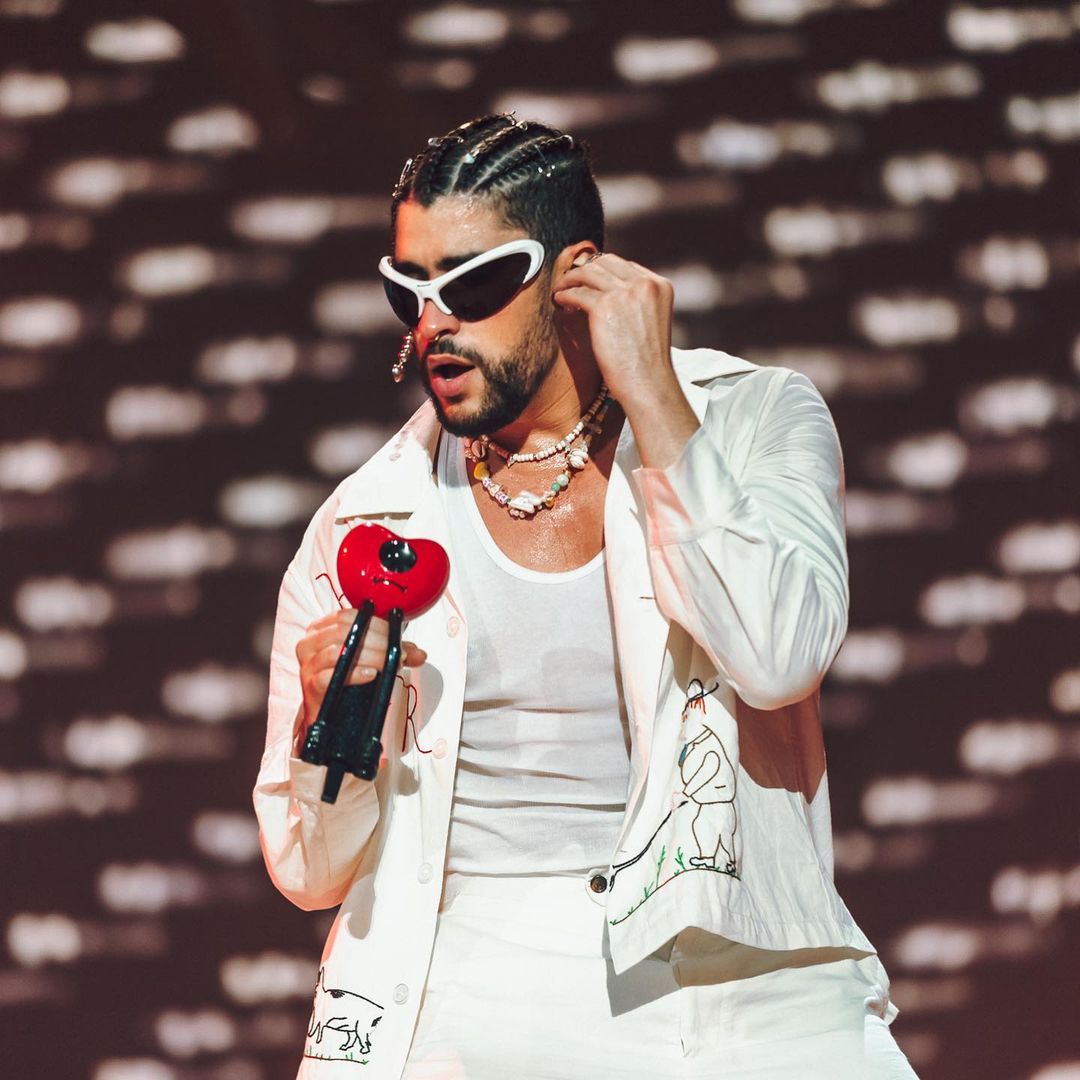 VMAS ARTIST OF THE YEAR 🇵🇷
