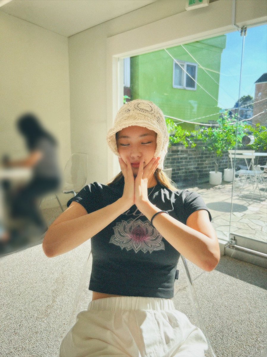 I_m_chillin's tweet photo. 🧸🤍☁️

#ICHILLIN #아이칠린 #JOONIE #주니 https://t.co/KP9SwqLF2F