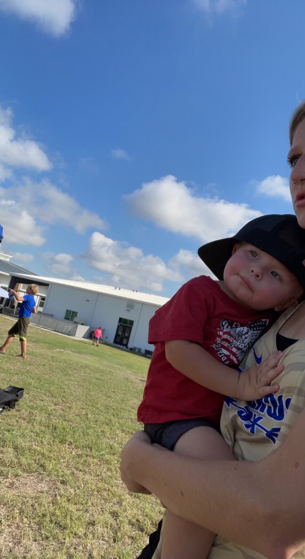 CoachMeuth's tweet photo. Love how great my running kids are with my actual kids 💙💛 XC season is here!!! https://t.co/3zedTNgFYM