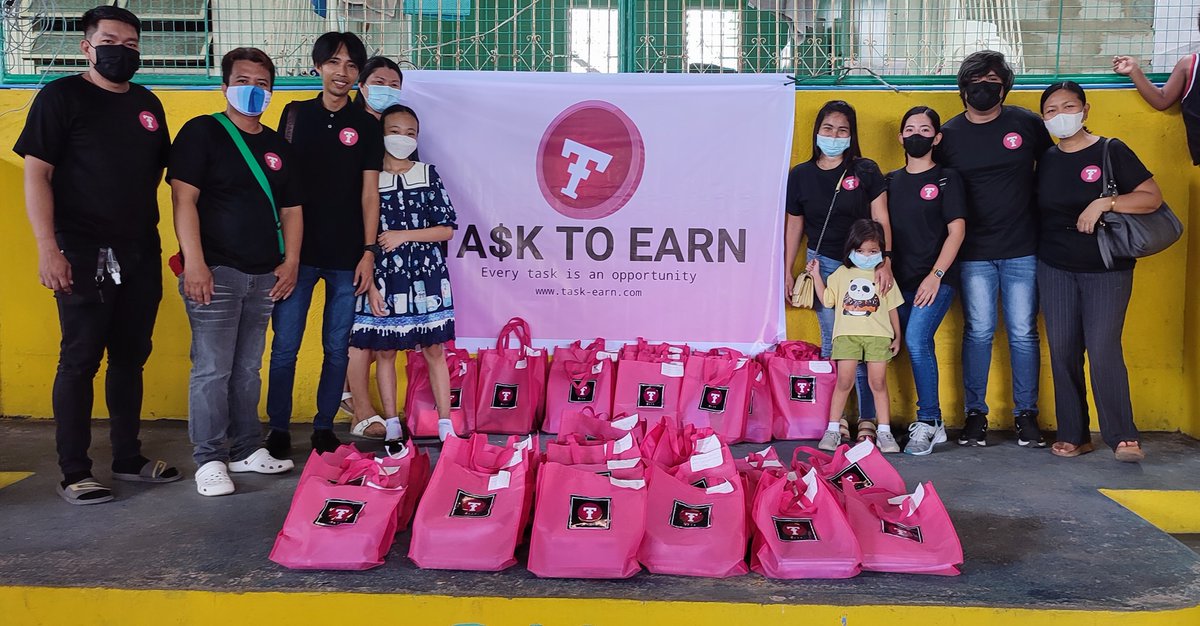 Task_Earn's tweet photo. Always give without remembering and always receive without forgetting. Thank you so much Task Development team for making this happen. Marami pa tayo pasasayahin at matutulungan.
Congratulations for our TASK 1st Charity event.
#task
#taskproject
#cryptocurrency
#taskcharity https://t.co/VB2WpIBeW4