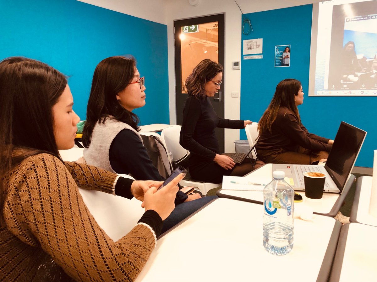 APC01331F's tweet image. Our Melbourne Campus hosted our second meeting with Nadia Civil Celebrant and our ProjectBase team. 

Students are adding so much value to this business already. 

#uxcourse #uxdesign #fashiondesigncourses
#australianpacificcollege
