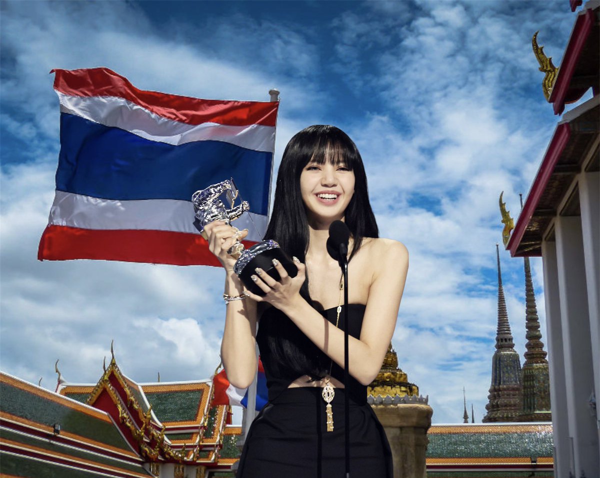 Lego8102021's tweet photo. Going to VMAs you have raise the flag of all Thai people not just thai but the flag all over the world with so much pride and honor

LALISA TAKES OVER VMAs 
#LISAHitsMTVStage https://t.co/fg6mMrBKyr