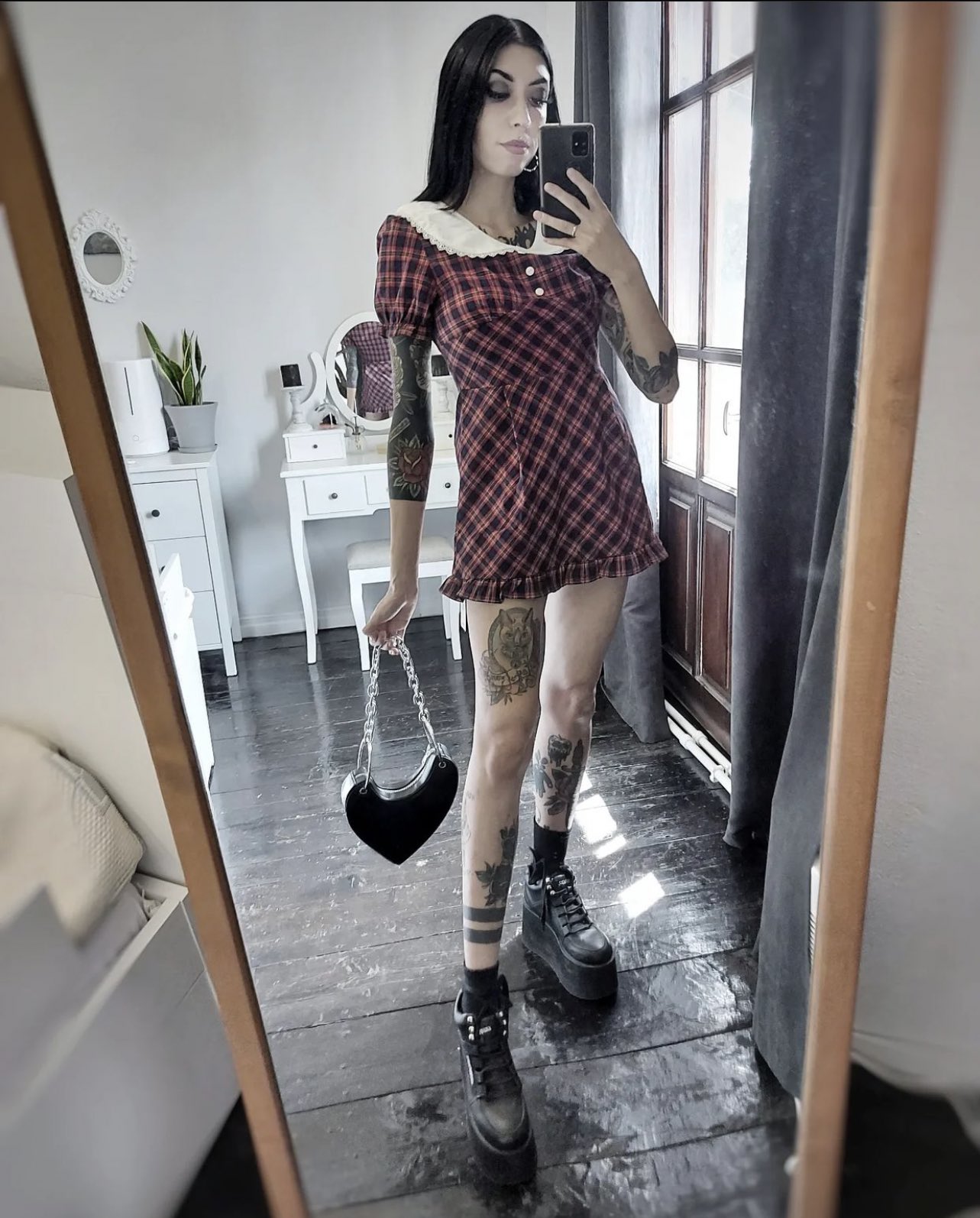 Mistress Monica on Twitter: "Serving a goddess is the ultimate