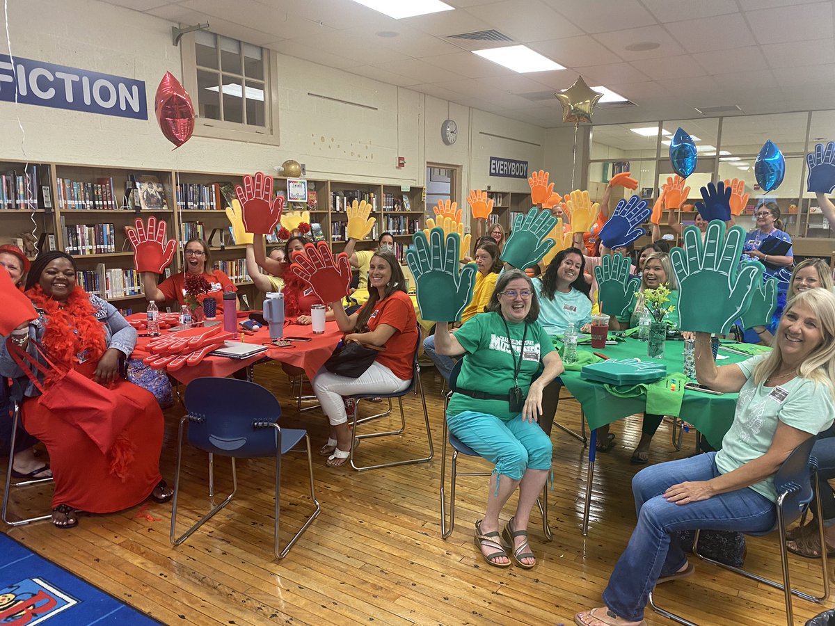 MrsStacyBarry's tweet photo. An amazing week with @chasebcps staff has allowed us to collaborate and grow as we prepare to welcome back Ss tomorrow! I can’t wait - 🤞🏻 I can sleep! ✨ https://t.co/ir8M0Tx2Ns