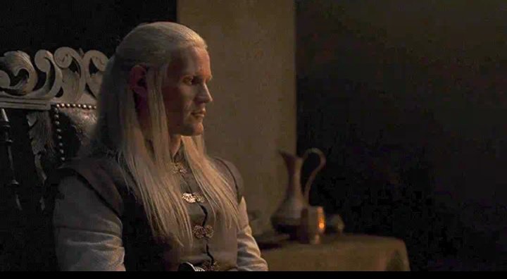 Ivonne_Mellark's tweet photo. Daemon diciendole a Lord Corlys "Yo hablaré de mi hermano como quiera, pero tú no" es muuuuy frase de hermanos 
#HouseoftheDragon https://t.co/lXVB2r3785
