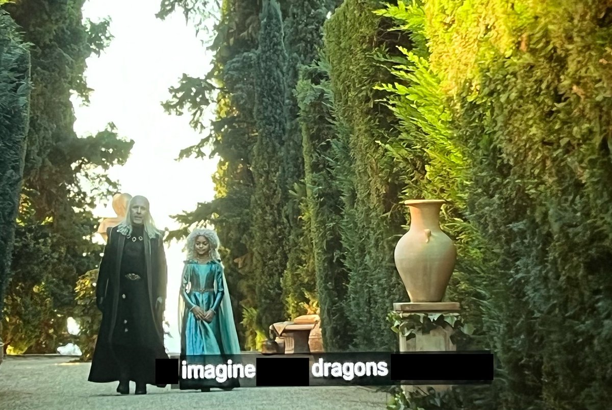 rad_milk's tweet photo. “what’s your favorite band?”

king viserys: https://t.co/j27p6xJtyu