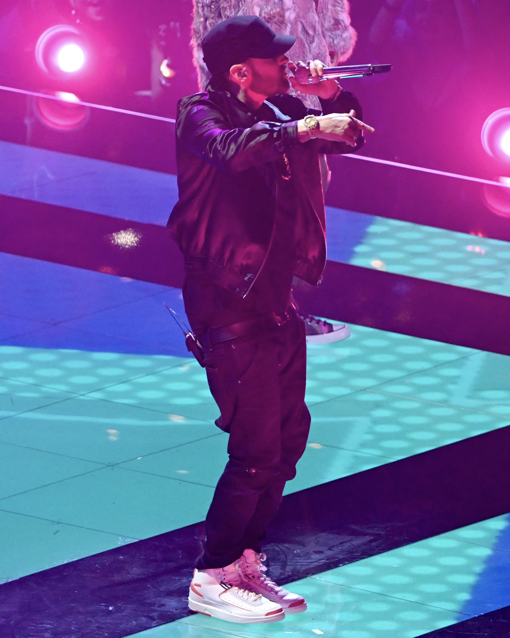 Complex Sneakers on X: .@Eminem performed in the Maison Château Rouge x  Air Jordan 2. #VMAs  / X