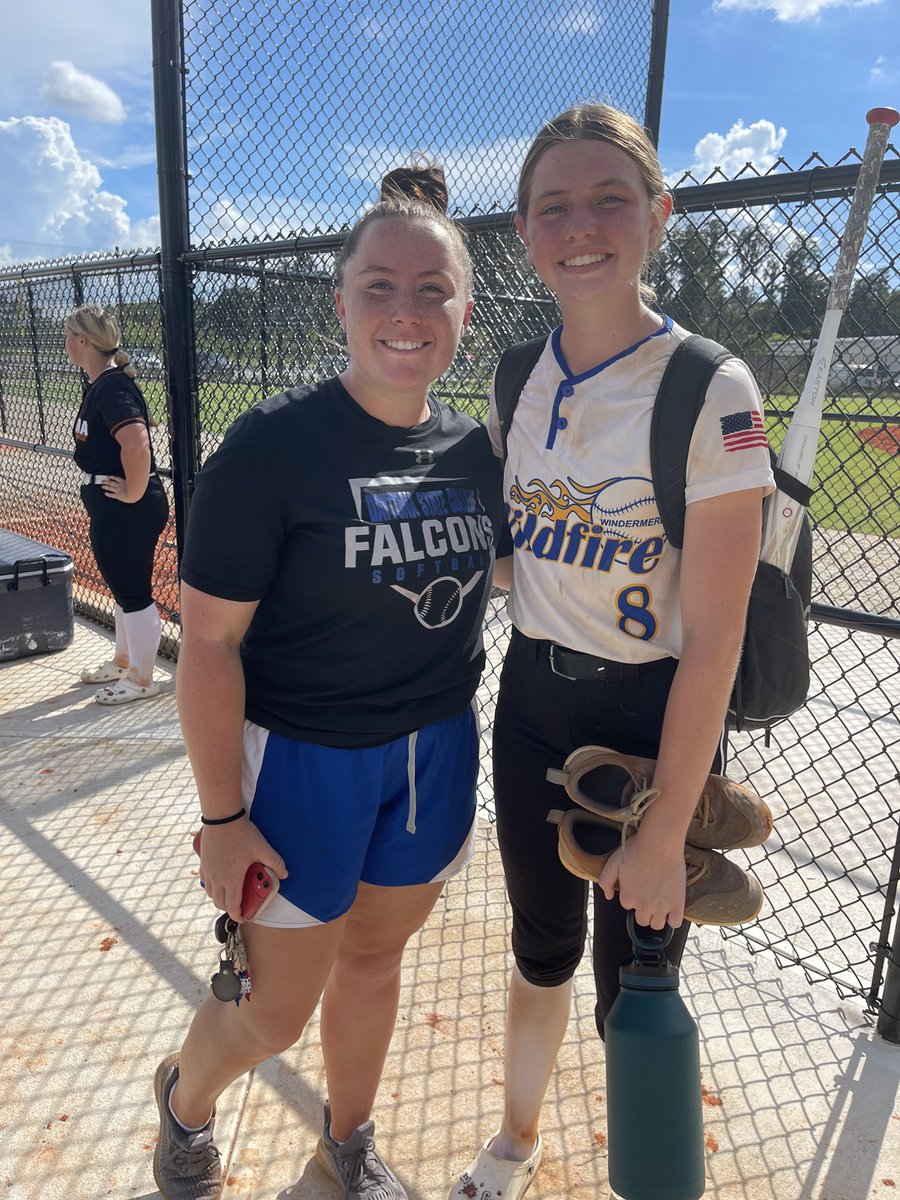 Amazing day of softball at the Bay Area Fastpitch Camp! I learned some new things to improve my technique. Kudos to all of the Coaches that were running the camp <a href="/FNUSOFTBALL/">Coach P</a> <a href="/coachbuck1976/">Todd Buckingham</a> @dsc_softball