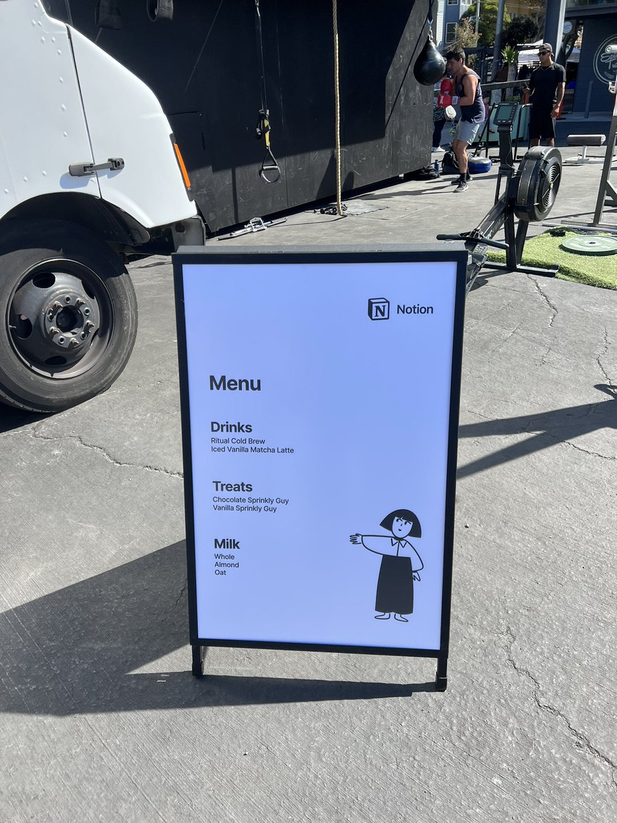 Julie Xu tweet media