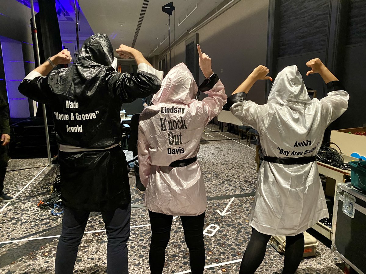 Breakingbanks1's tweet photo. In anticipation of #Finovate Fall, we're replaying Fintech Fight Club with MC @GregPalmer47, referee @JPNicols, and #fintech fighters @wadearnold, @lcdavis1225, @ambika_sh, &amp; @rshevlin. It’s a battle of ideas and perspectives you don't want to miss! 🥊 🎧 https://t.co/nkYoMOpQ7Y https://t.co/LVHUUHEcPV