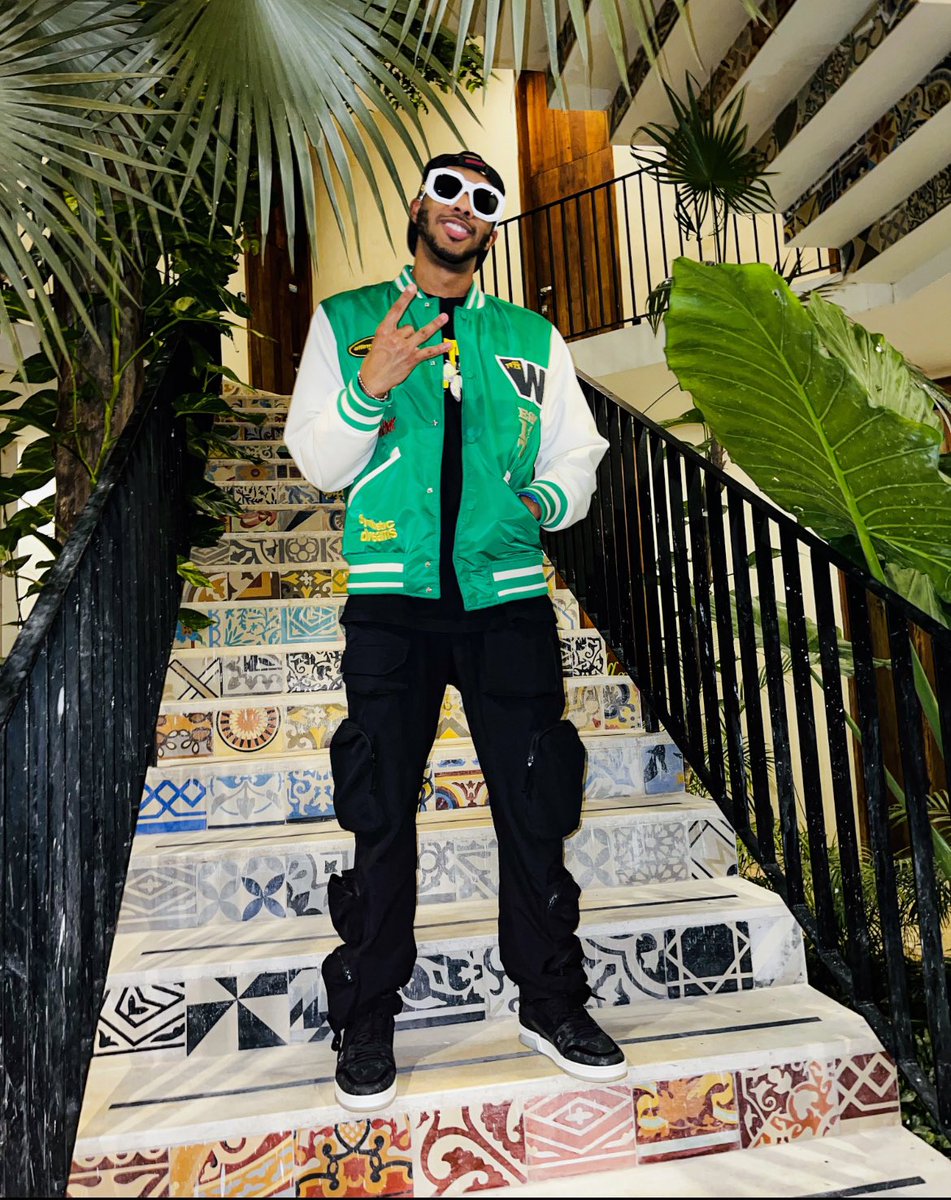 Moe Biglow - The Only 1️⃣ tweet media