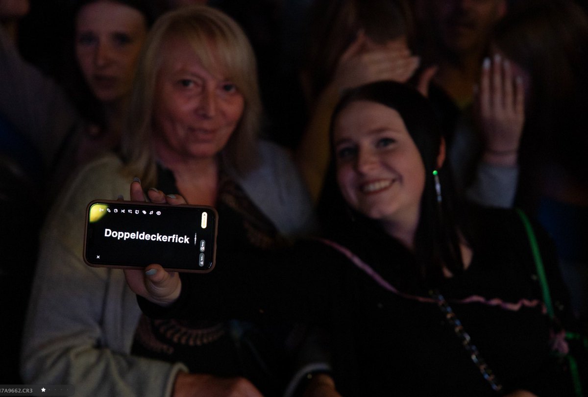 Frauenarzt tweet media