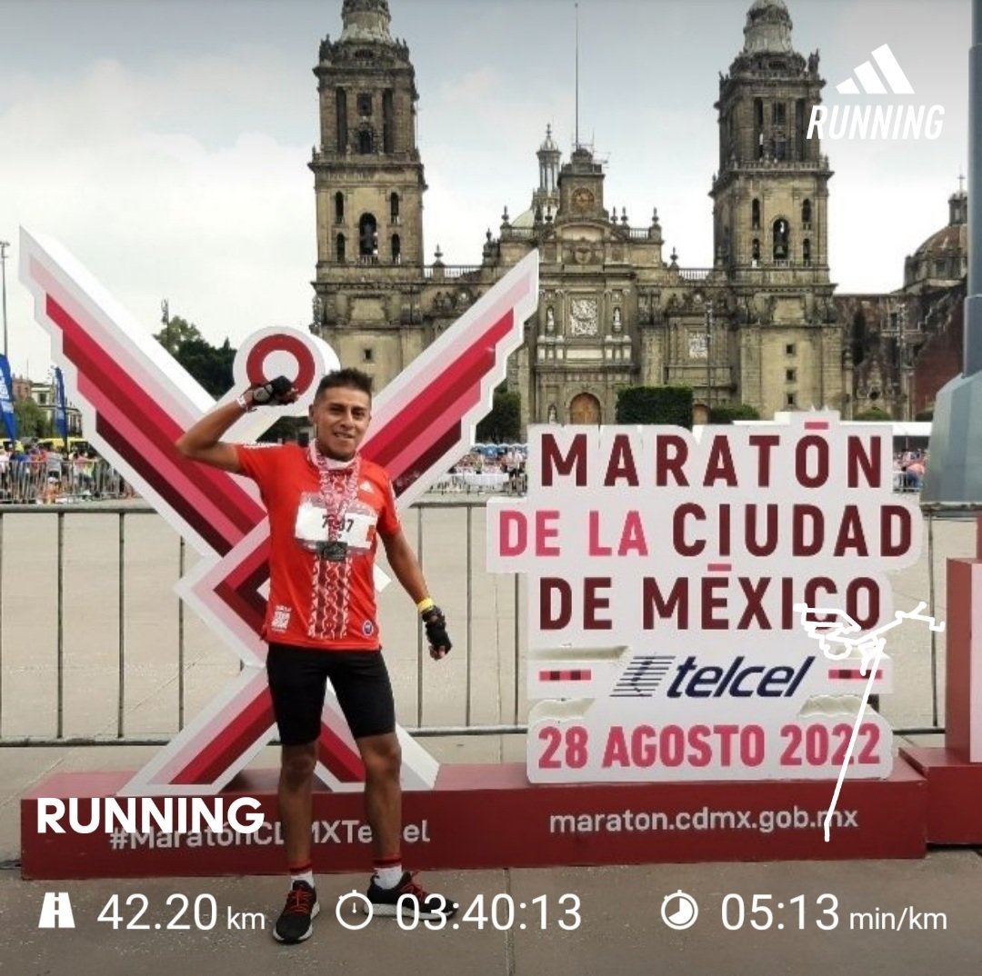 julio12345565's tweet photo. Y con estos #42K queda más que completo el #RunAndRide 🚴♂️🏃 del @MaratonCDMX recuerden y no me cansaré de decirles que donde se corre se rueda y viceversa 🏃🚴♂️ / 🚴♂️🏃 😂🤣 #RodadaMaraton #30K y #MaratonCDMXTelcel #42K #72K .Que locura Lucas 🤣😂🤣😂👎👍👎👍🙉 https://t.co/zfVC62Tt9F