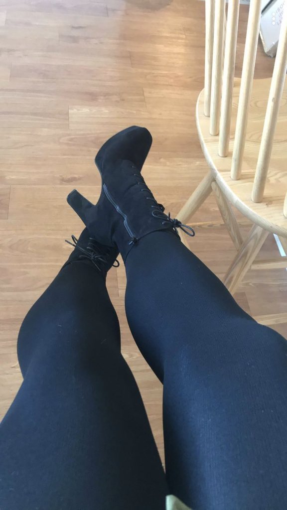 Sassy_Goddesss's tweet photo. Available / LOW COST
Snap sessions
Dom sessions
Best services today โจ
Dm me now ๐ฅ
#nudes #videos #sissifcation #cei #joi #sph #ass #tits #findomcam #slave #tribute #findom #efdp #FRTQ #BBR #DDFR #sissys @DirkHooper @RT4feet @_EFDP @RTDoms @RTFindomPromo https://t.co/n4EWPx8zxJ