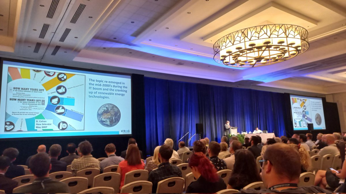Filipa_A_Luz's tweet photo. #SEG2022 maybe one of the major challenges on #mineralexploration, #mininf industry is the communication! Thanks Murray Hitzman (@iCRAGcentre). Its our responsability as geoscientists to make a change https://t.co/PdnEvtAoN5