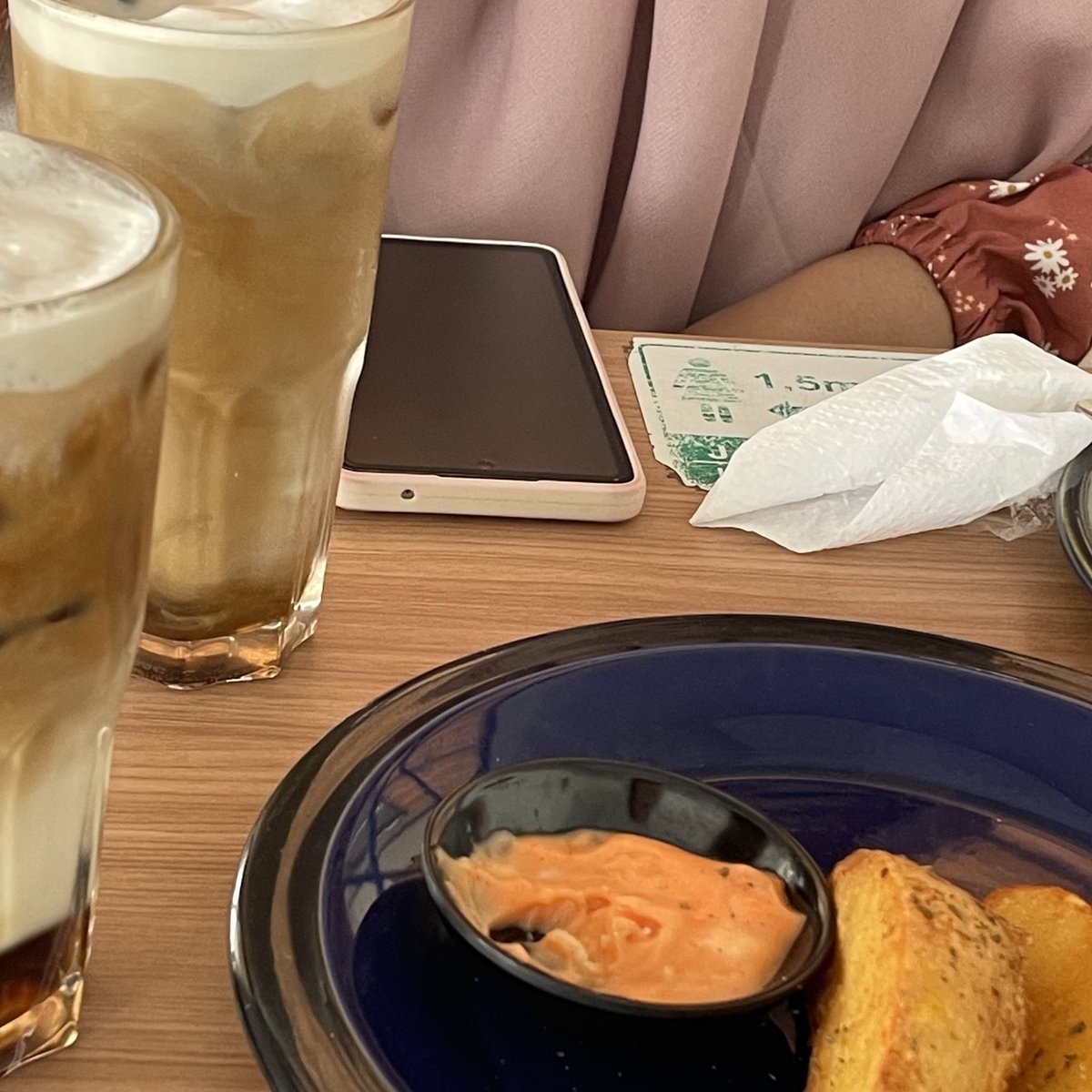 urlgyv's tweet photo. ystdy dump- ☕️🥔🧸 https://t.co/KkJWlg5E7A