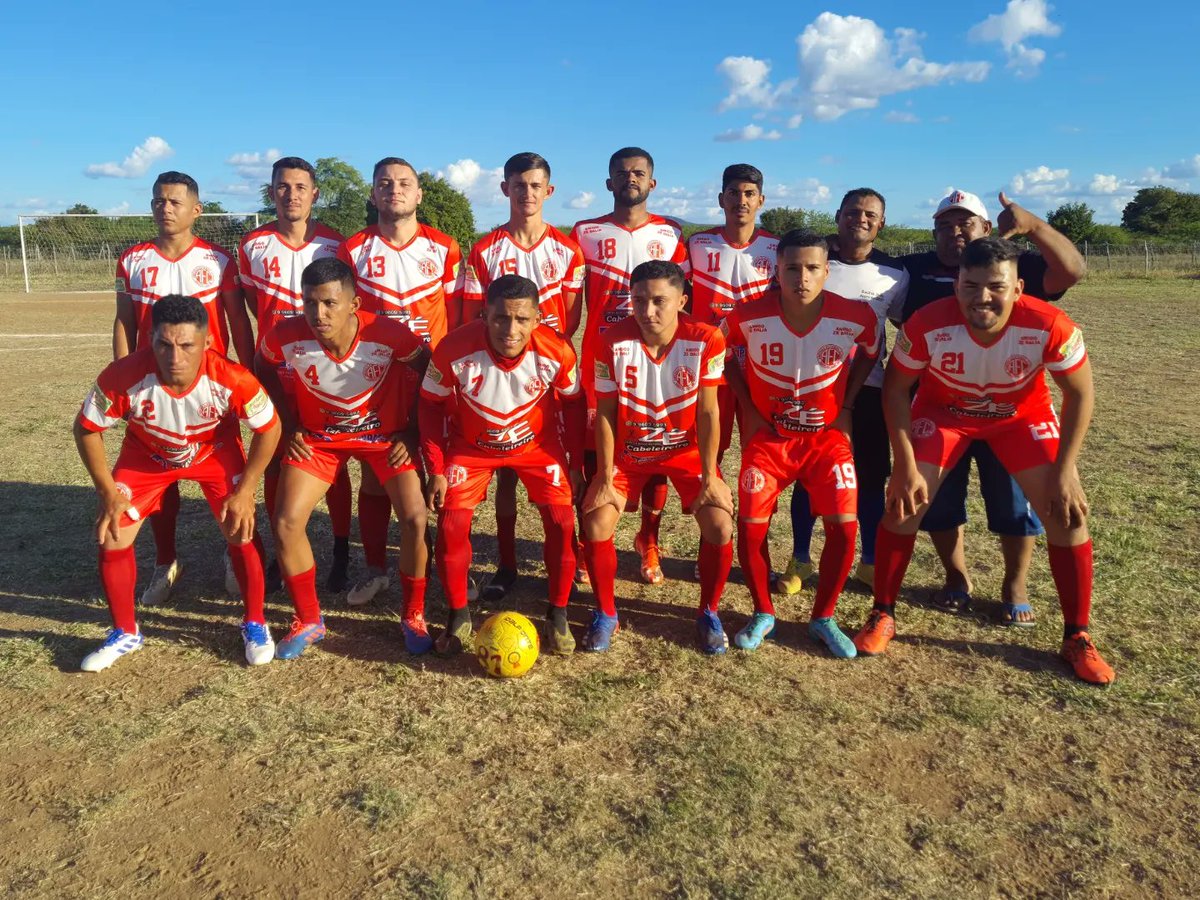 DaCanafistula's tweet image. Hoje recebemos a boa equipe do Internacional do Barro Alto.

Resultados:
3° Quadro.
América 1 x 0 Internacional
⚽ Gilvan

2° Quadro.
América 1 x 0 Internacional
⚽ João
 
1° Quadro.
América 0 x 1 Internacional

📸 Agência América 

#AMÉxINT
#VamosAmérica