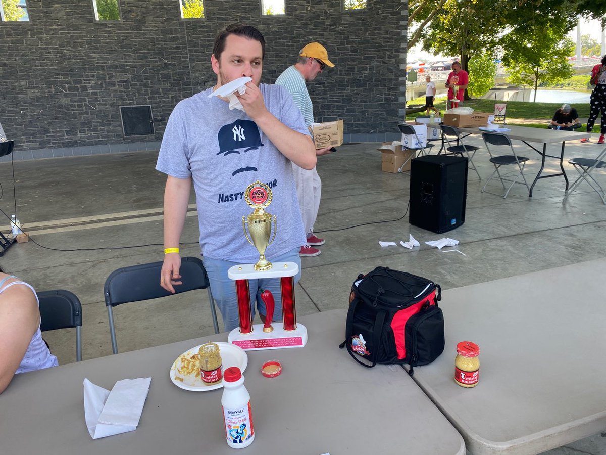 CD929fm's tweet photo. Spicy!!! 🥵 Congrats to our eating competition winners at the Fiery Foods Fest. Already looking forward to next year! 

@OXBChicken
@tasty_dawg 
#WoeberMustard https://t.co/yZVvNCNsLh
