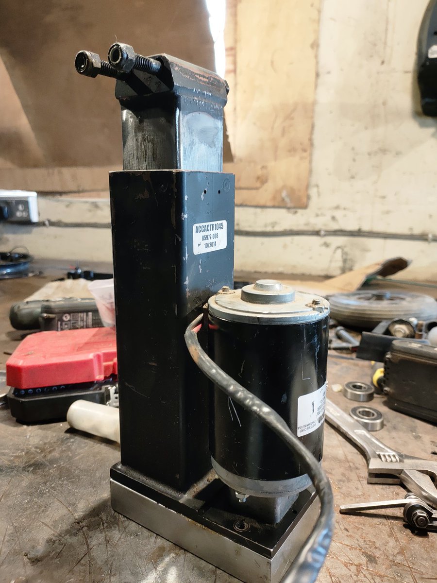 Linccell Technology tweet media