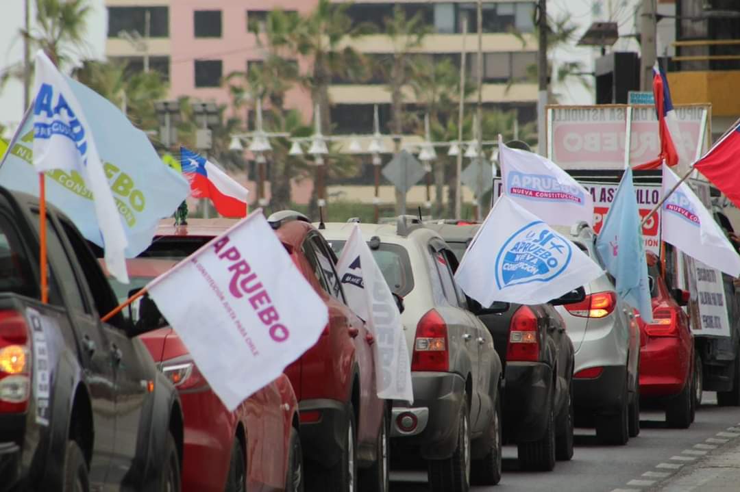 Hoy fuimos parte de la gran Caravana del Apruebo en Iquique,  a pocos días del plebisicito de salida, a seguir sumando los esfuerzos para poder construir un nuevo Chile, mas justo para todas y todos, sin exclusiones, y sin mentiras. Apruebo de ❤️
#AprueboCrece
#AprueboSinMiedo