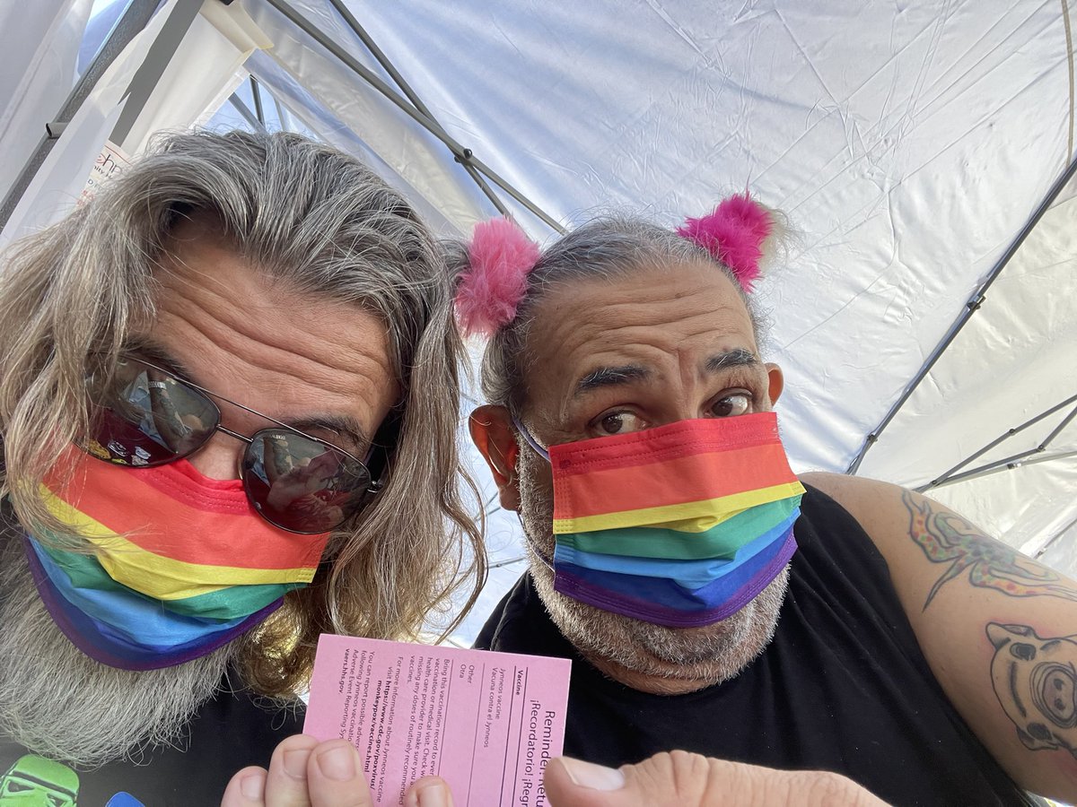 goRubenRuben's tweet photo. #Oralé we got Monkeypox vaccinated! Si Se Puede! #monkeypoxvaccine #dtlaproud @POTUS https://t.co/OBiDJua6YT
