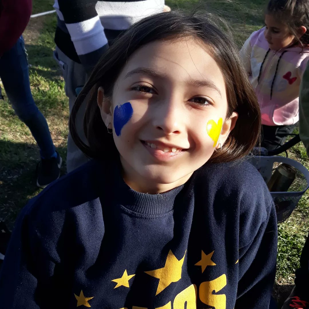 CARCSocial's tweet photo. ¡Más de 300 canallitas en Roldán! 🇺🇦

Hoy participamos del festejo del #DíadelaNiñez de la Municipalidad de Roldán. Llevamos inflables canallas, juegos y regalos junto a la Filial de Roldán. https://t.co/wN9KaefcNt