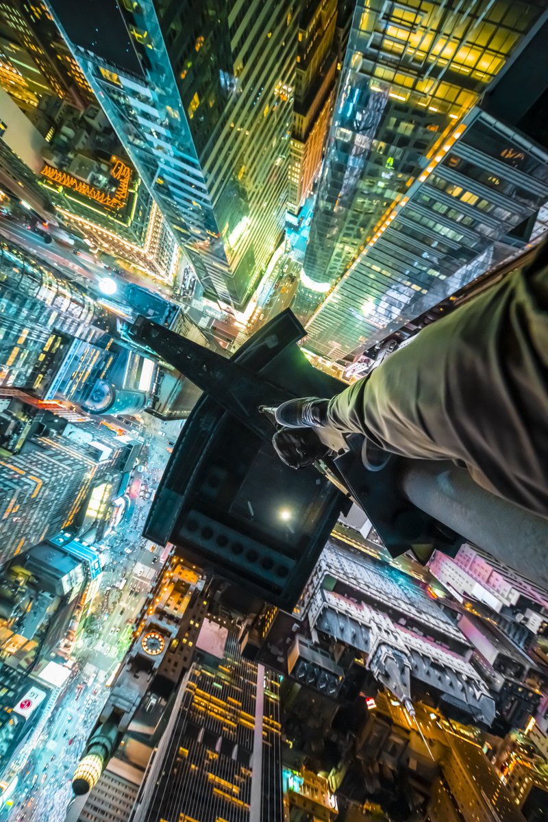 DrifterShoots's tweet photo. Nights above Times Square https://t.co/J9EWQdSf0O
