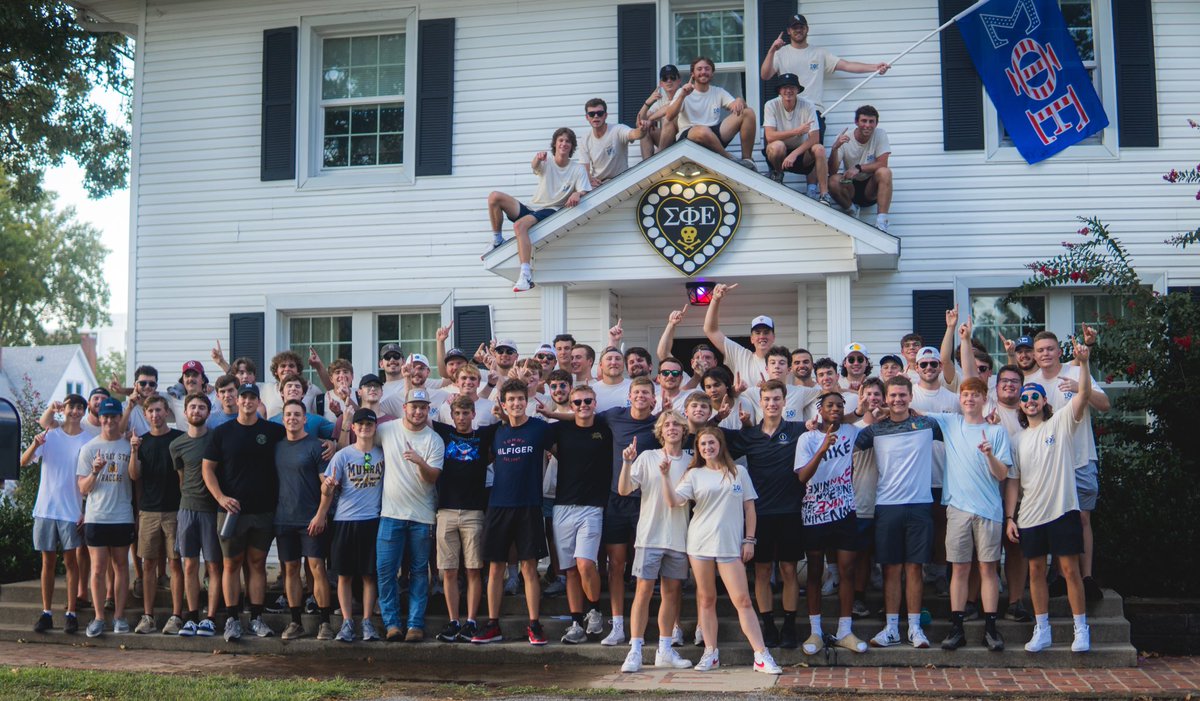 We’re excited to welcome 22 new members to our chapter this Fall rush week! Huge shoutout to all of the brothers that came together to make this recruitment season a successful one. #RushSigEp <a href="/officialsigep/">Sigma Phi Epsilon</a>
