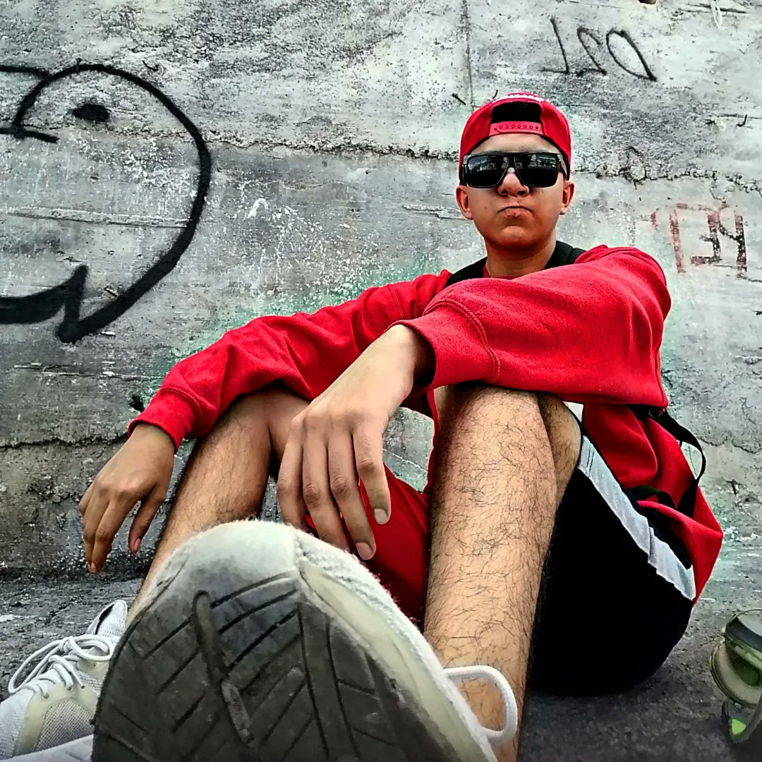 Excelente domingo banda!!
Aveces esta chido volar en ves de caminar 😎🤙