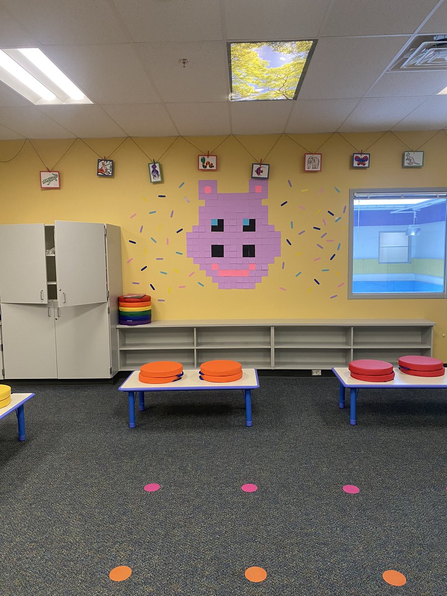 MrsGreenfccps's tweet image. It was touch &amp;amp; go there for awhile &amp;amp; it&apos;s far from perfect, but Room 206 is ready to see @mdhippos tomorrow for tech &amp;amp; enrichment. (Thanks, @MrDTechEducator, @plan3t_t3ch, &amp;amp; @MrsDonovansRoom). 💜🦛💜