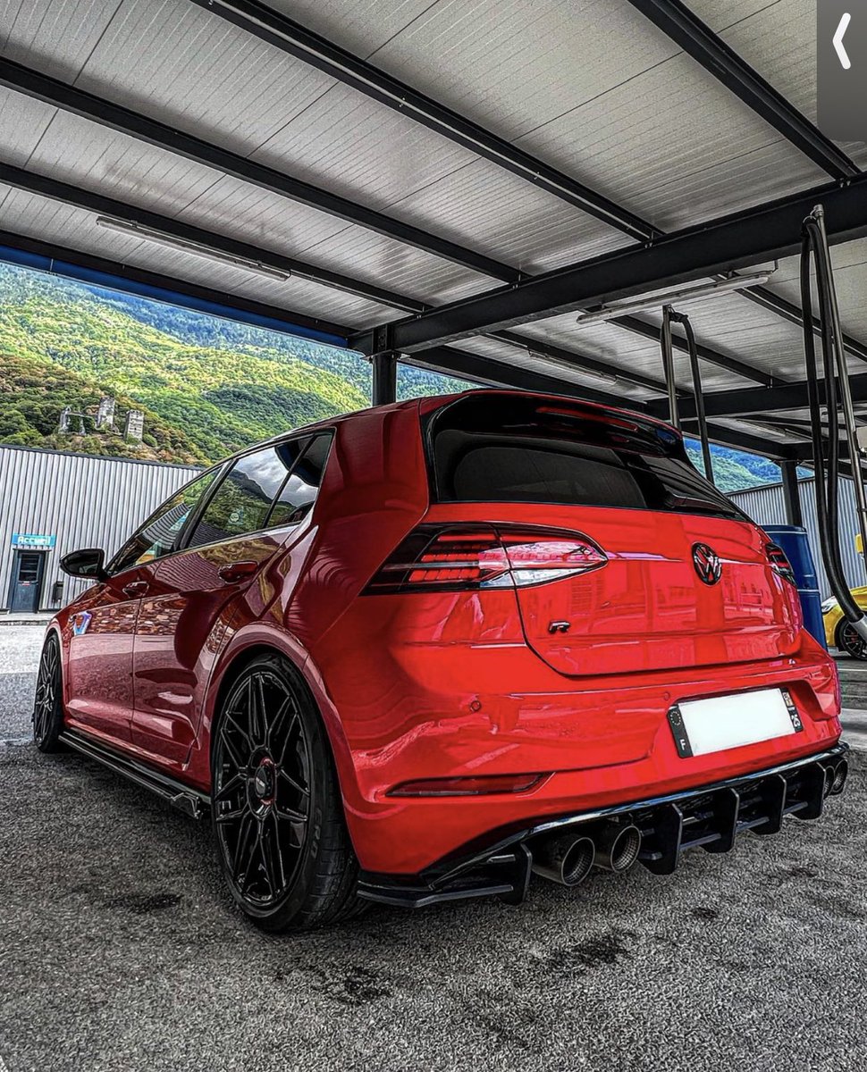 Golf R