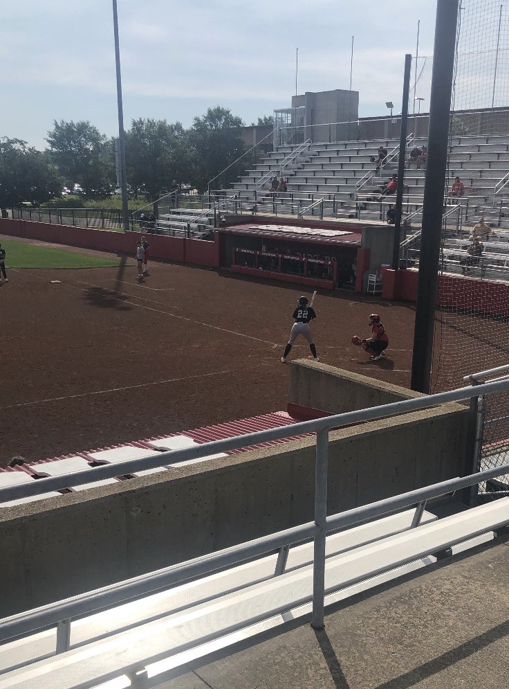 paytonjsmith_22's tweet photo. Thanks for a great camp yesterday! I learned a lot and had a great time! @BadgerSoftball @YvetteHealy @Coach_Veee https://t.co/33EYa2rRdN