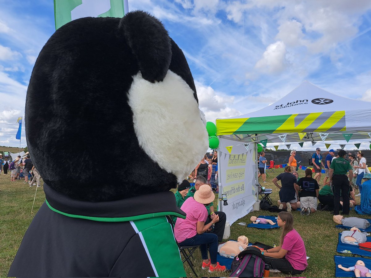 St John Ambulance ¦ Hampshire & Isle of Wight (@sjahampshireiow) on Twitter photo Our <a href="/stjohnambulance/">St John Ambulance England</a> volunteers (and Bertie) had a great day out at <a href="/Carfestevent/">CarFest</a>. Huge thank you to <a href="/achrisevans/">Chris Evans</a> for inviting us down to teach festival goers how to save a life! #CPR #SaveALife #StJohnPeople #CarfestSouth #Festivals Our <a href="/stjohnambulance/">St John Ambulance England</a> volunteers (and Bertie) had a great day out at <a href="/Carfestevent/">CarFest</a>. Huge thank you to <a href="/achrisevans/">Chris Evans</a> for inviting us down to teach festival goers how to save a life! #CPR #SaveALife #StJohnPeople #CarfestSouth #Festivals
