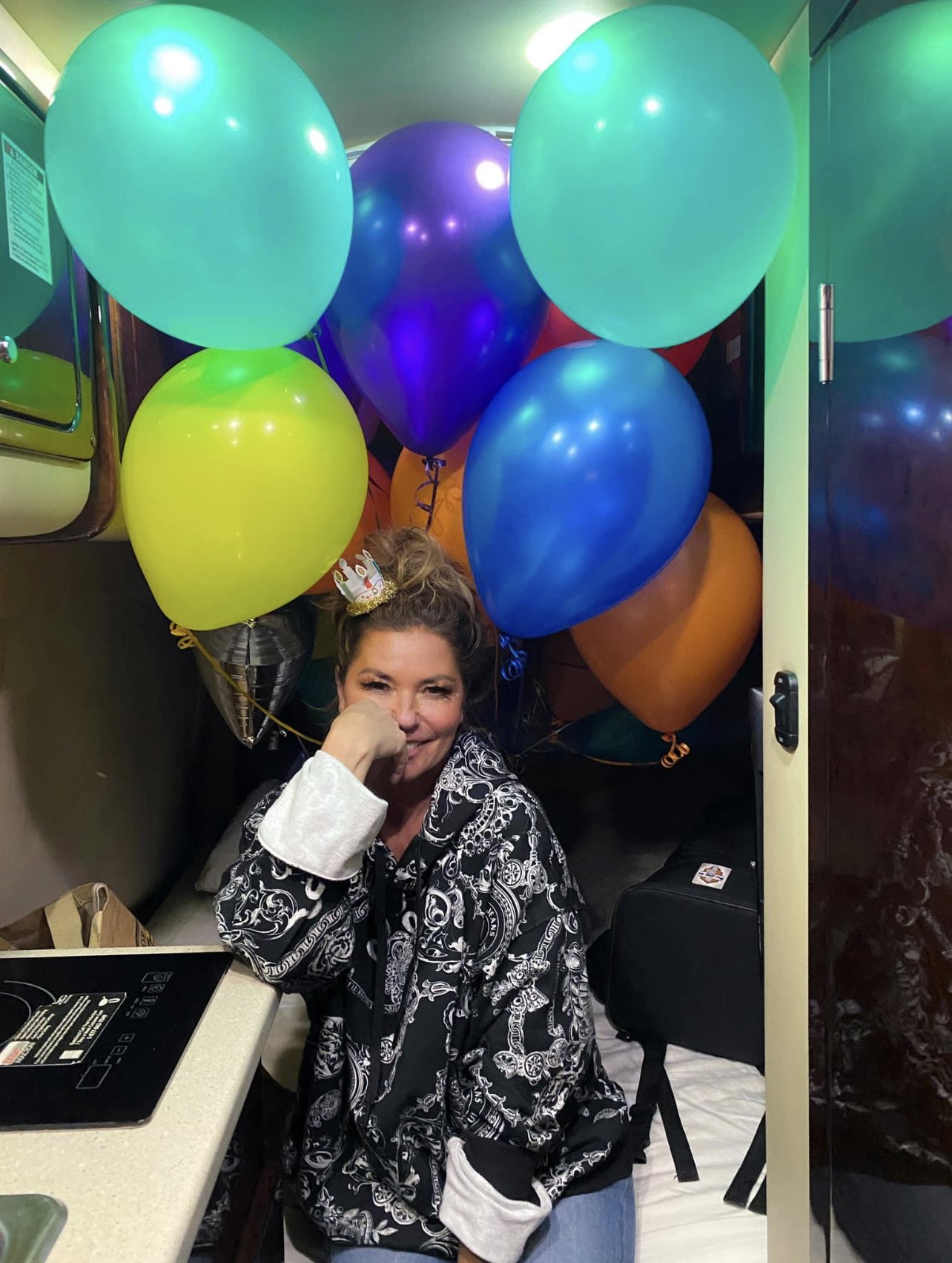 Happy birthday shania twain, thank you for everything    