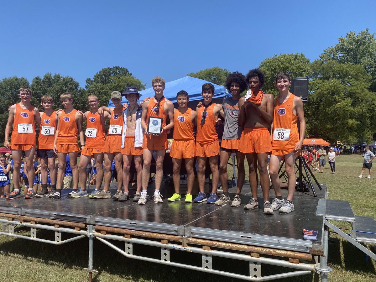 BlazeHarriersXC's tweet photo. At the Coleman Midgett Invite ina Hendersonville the Lady Blaze finished fourth in the Silver division while the guys won Silver.  Congratulations to both teams! https://t.co/Lh8ZXue3hL