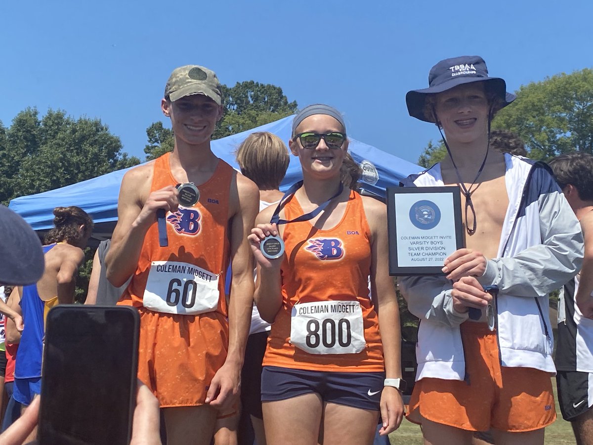BlazeHarriersXC's tweet photo. Medalists : Bryce Helton, Lydia Shafer, and Silver Race Champion Rylan Selvidge. https://t.co/Zi0oFcHDXB