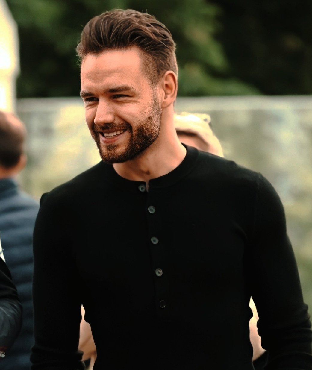 Happy birthday to the reason for my daily happiness, liam payne i love you so much 