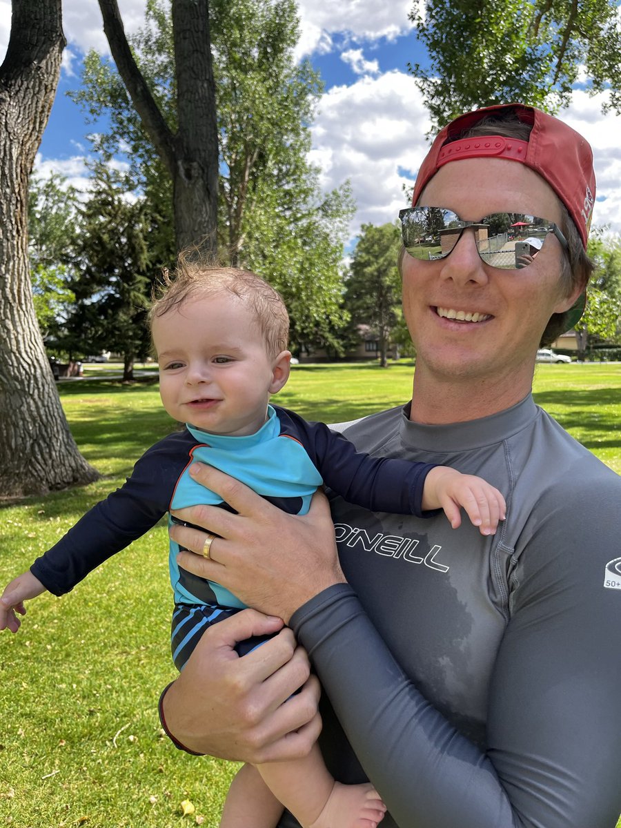 mandeerae4's tweet photo. Happiest of Birthdays to you, Lover! @Just_ish5 ♥️🥳 
Thanks for being supportive, being a kick ass dad who can always get the baby to sleep, and for always being something I wanna look at 😉 I love you! https://t.co/8QlO4mD3q2