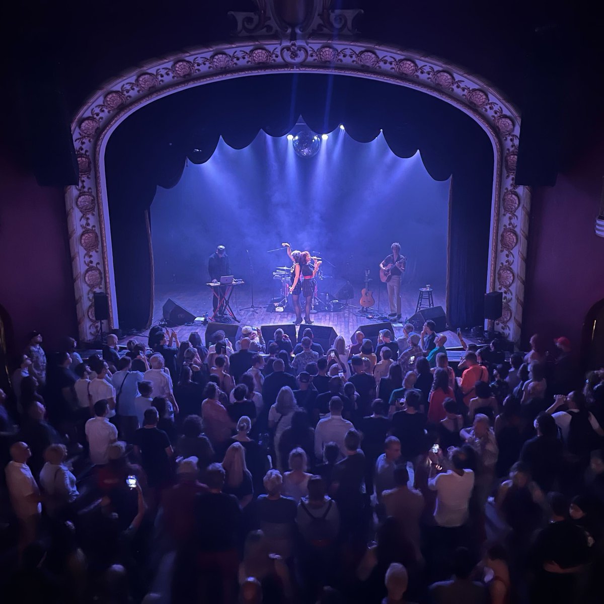 Only TWO MORE SLEEPS until #NouvelleVague brings their incredible show to Vancouver! Will we be seeing YOU in the crowd?! 🔥 

🎟️: bit.ly/3wySwdu